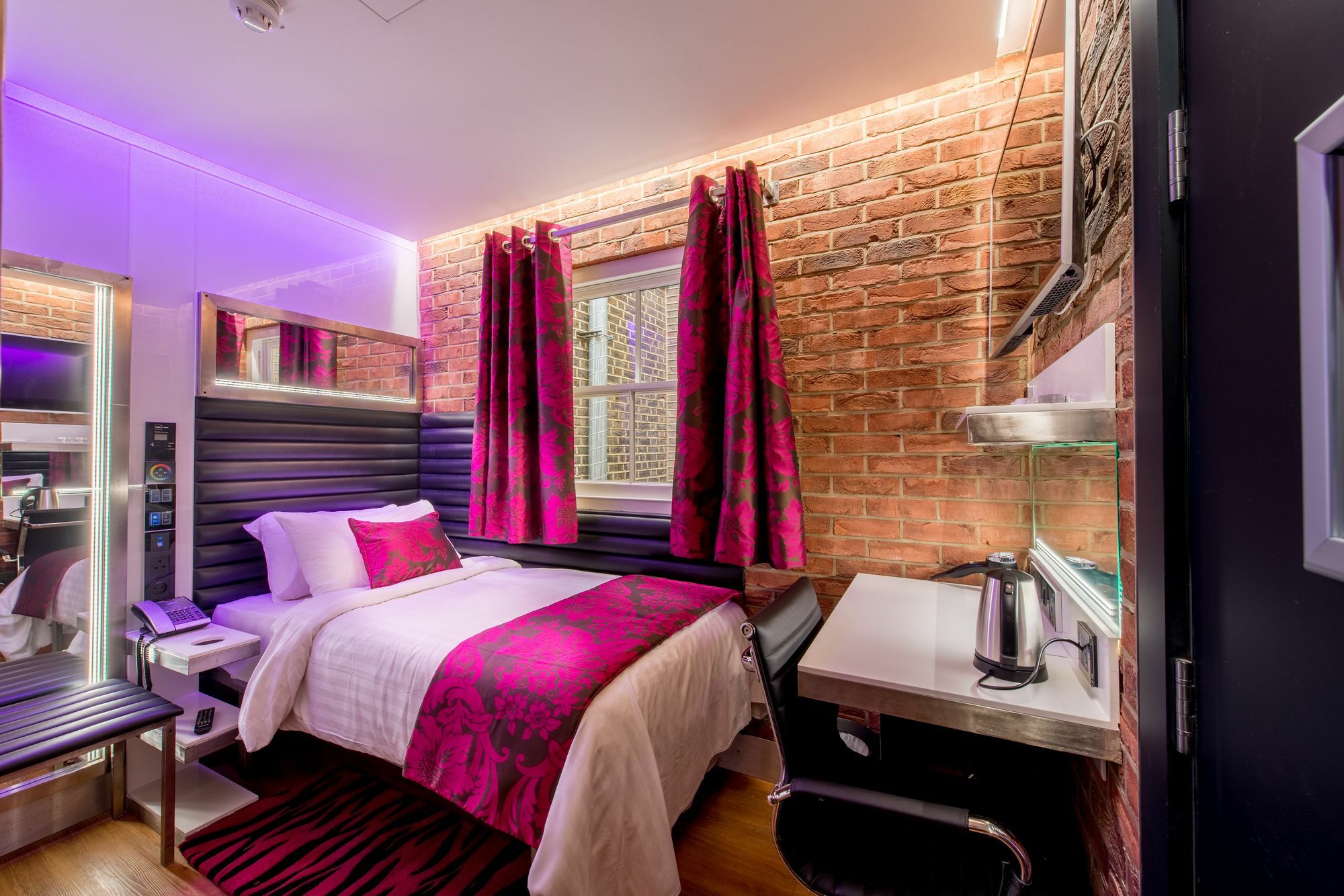 Stylotel London Bagian luar foto